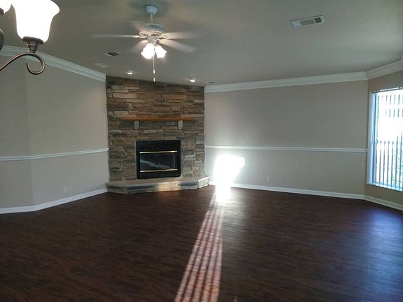 4th image of 3607 Cinder Dr