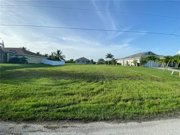 2903 NW 3rd St, Cape Coral, FL 33993