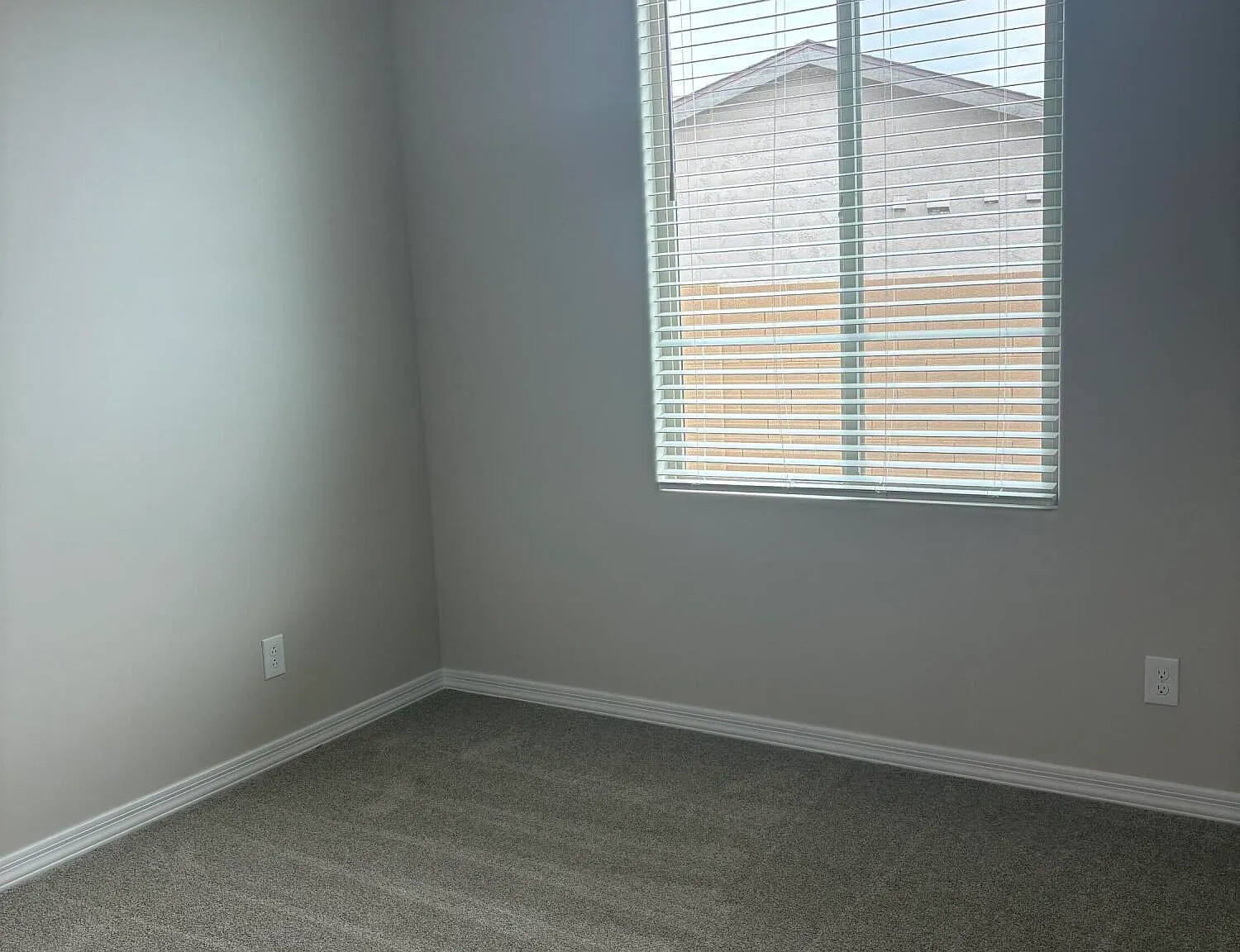 3 bed, 2.0 bath, 1557 sqft, $2,200 — Photo 3