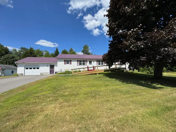 92 Athens Road, Harmony, ME 04942