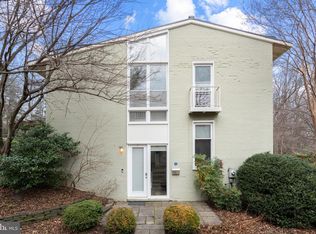 11440 Orchard Ln, Reston, VA 20190