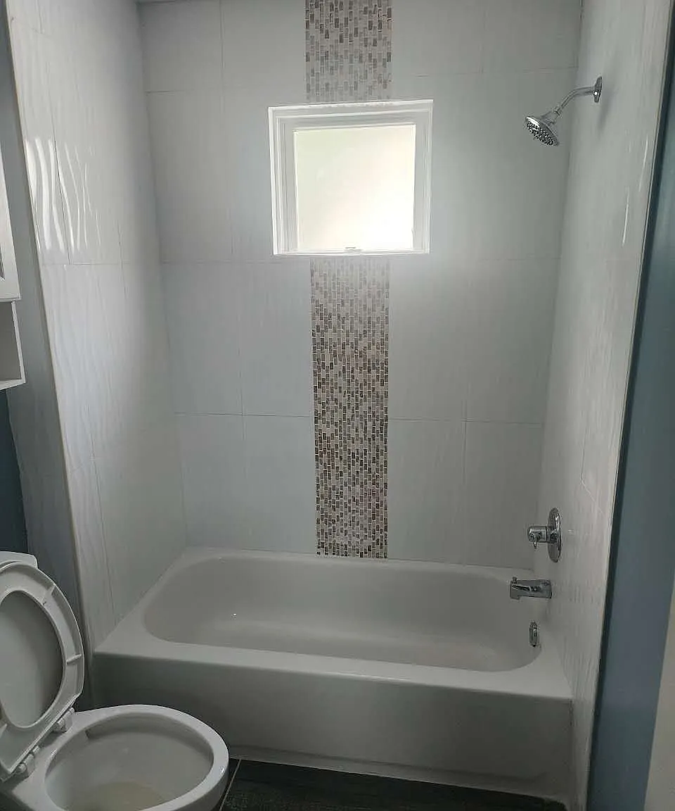 2 bed, 1408 sqft, $900 — Photo 2