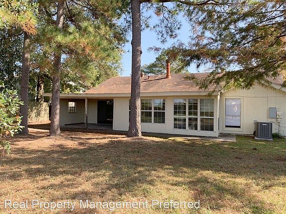 3rd image of 17307 Shrub Oak Dr