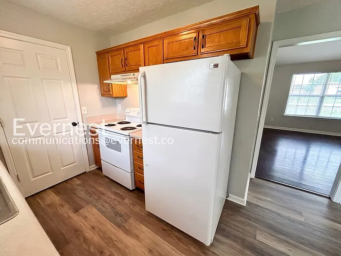 209 Loch Lomand Dr — Photo 7