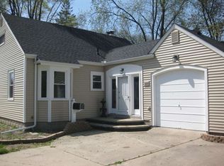310 Main St, Essexville, MI