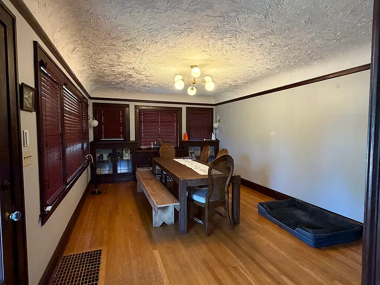 5530 SE Flavel Dr — Photo 4