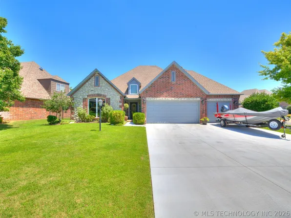 8335 S 70th East Ave E, Tulsa, OK 74133
