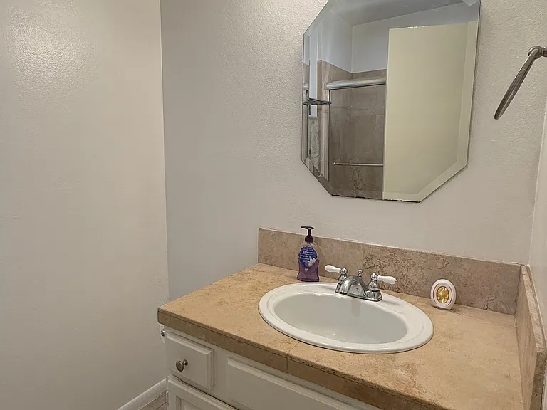 10481 Riverside Dr #10481 — Photo 19