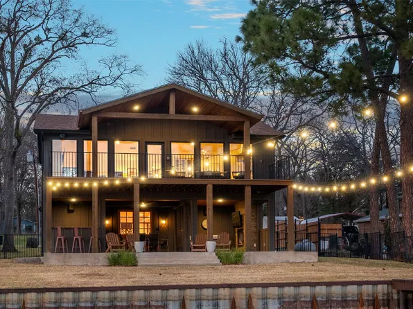 113 Pebble Beach Dr, Mabank, TX 75156