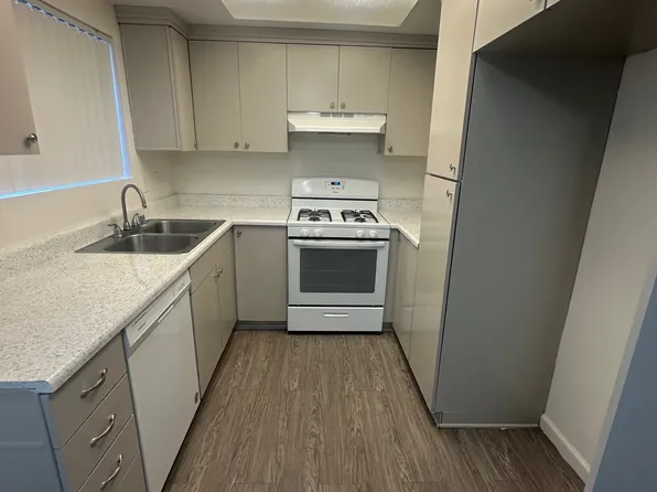 Suntree, 1551 W Rialto Ave #F8a5e83ce, Fontana, CA 92335
