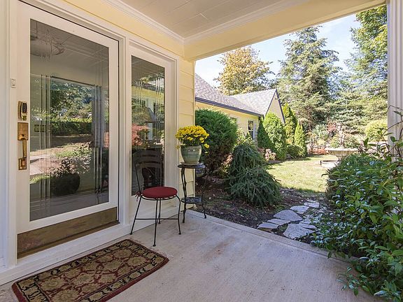 4th image of 15725 SE Hanwood Ln