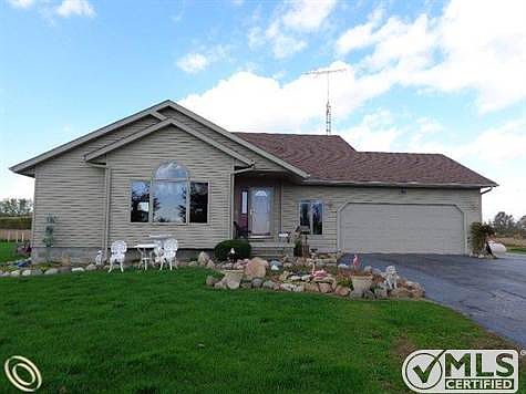 6651 north rd 002.jpg