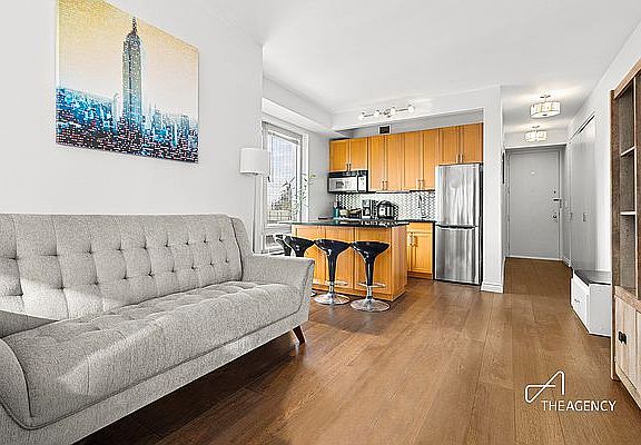 5th image of 301 W 57th St APT 17G