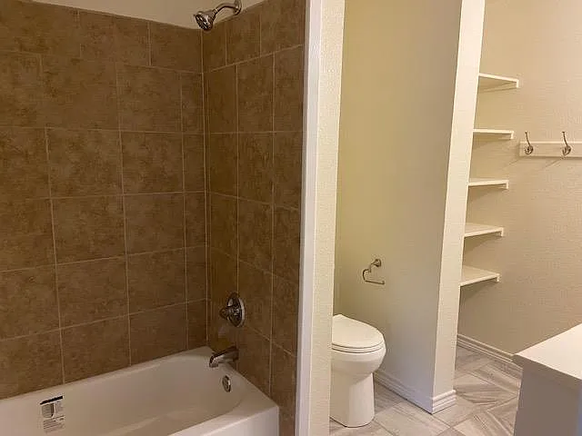 823 Monterrey St — Photo 6