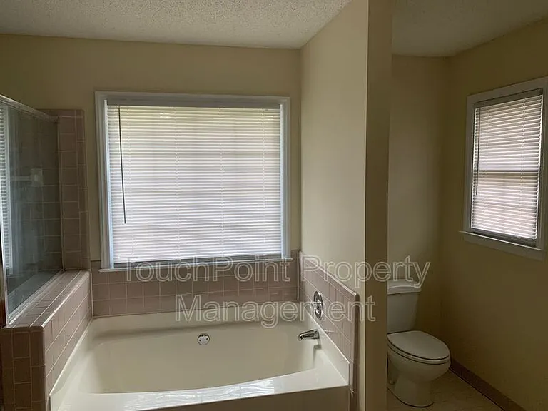 4319 Wynborough Ln — Photo 14