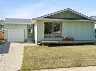 9414 96th St, Fort Saskatchewan, AB T8L 1S6