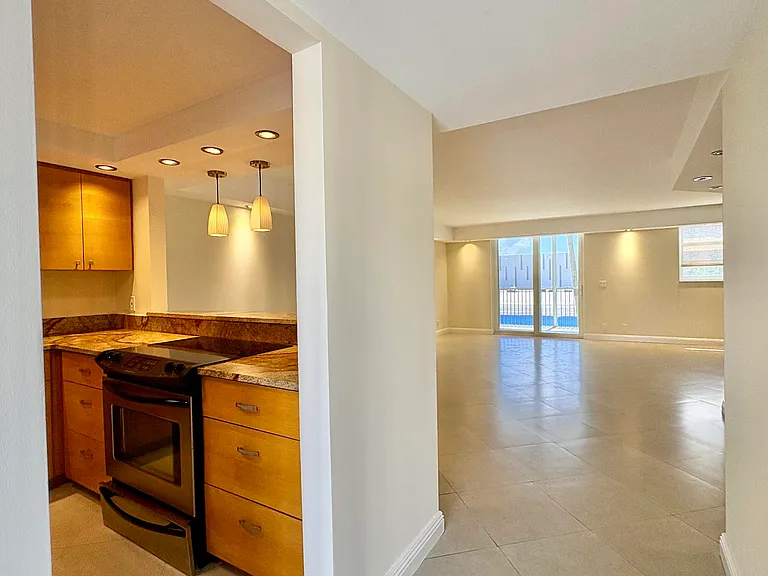 5700 NW 2nd Ave #203 — Photo 5