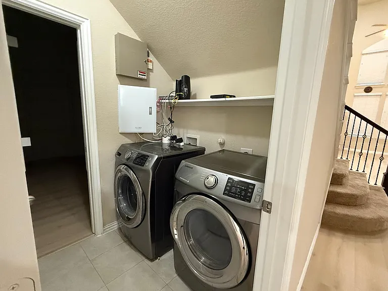 6112 Eldridge Ln — Photo 15