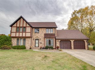 1207 S Macoupin St, Gillespie, IL 62033