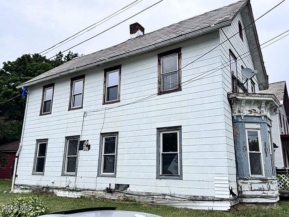 4th image of 57 Center Street