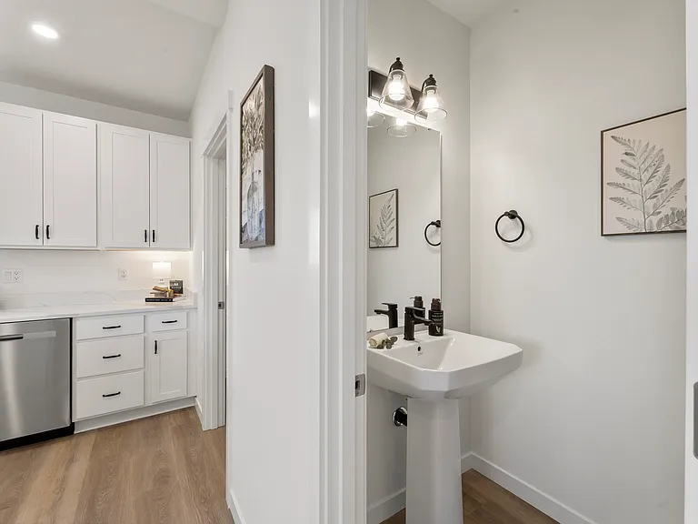 1846 127th Ave NE #B2 — Photo 4