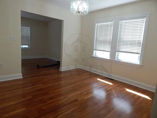 2 bed, 1100 sqft, $3,000 — Photo 1