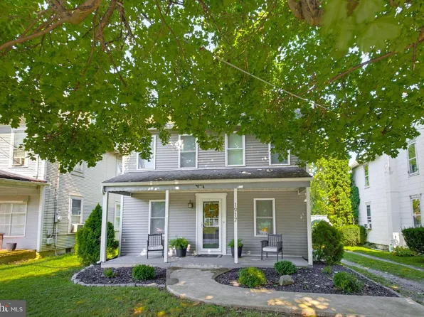 1917 New Holland Pike, Lancaster, PA 17601