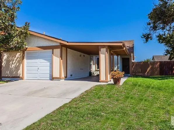 5379 Hidalgo St, Camarillo, CA 93012
