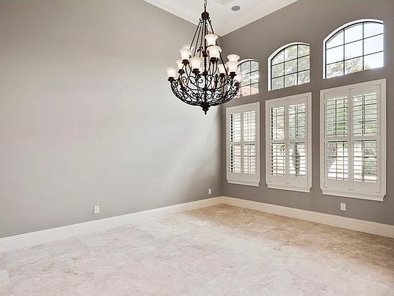 4th image of 5422 Bay Side Dr
