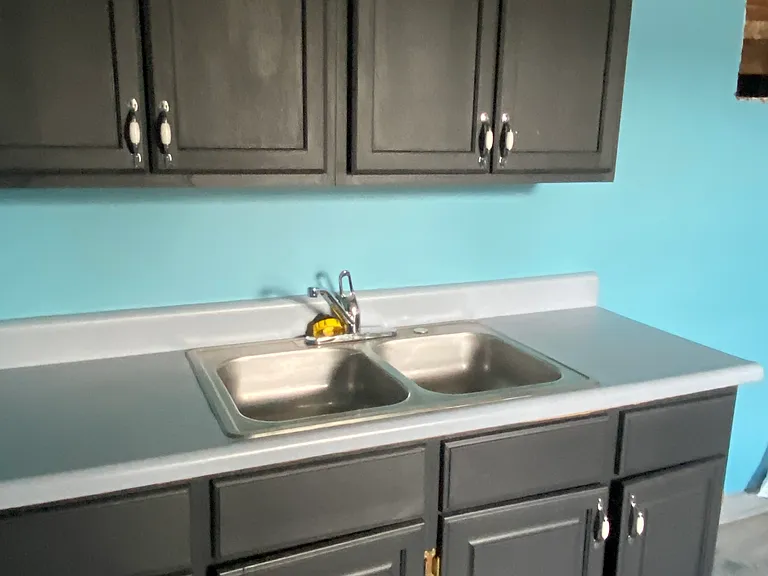 Rutledge Pike Apts — Photo 8