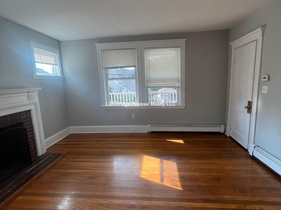 1st image of 382 Beale St #1A