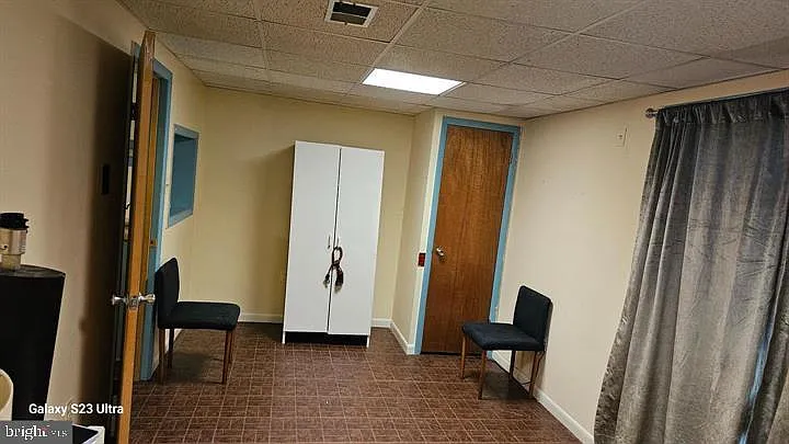 Studio, 1.0 bath, 1250 sqft, $1,100 — Photo 2