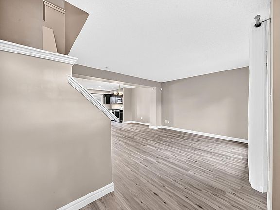 5th image of 69 Tonewood Blvd
