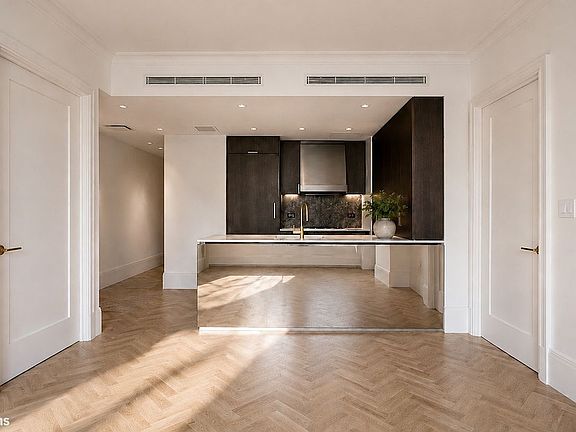 2nd image of 50 Clinton St #3A