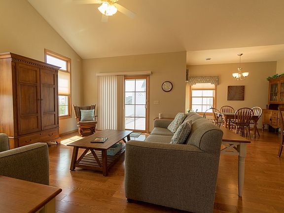 Photos of similar floor plan