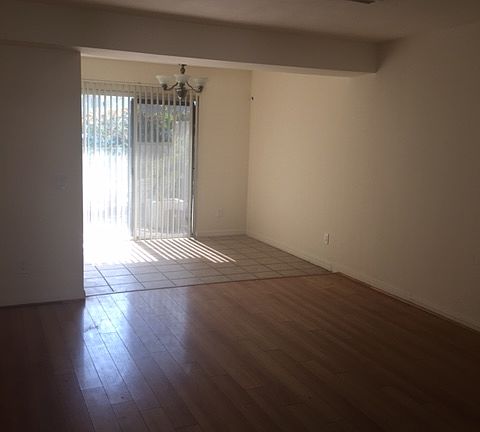 3rd image of 824 N Pasadena Ave APT 17