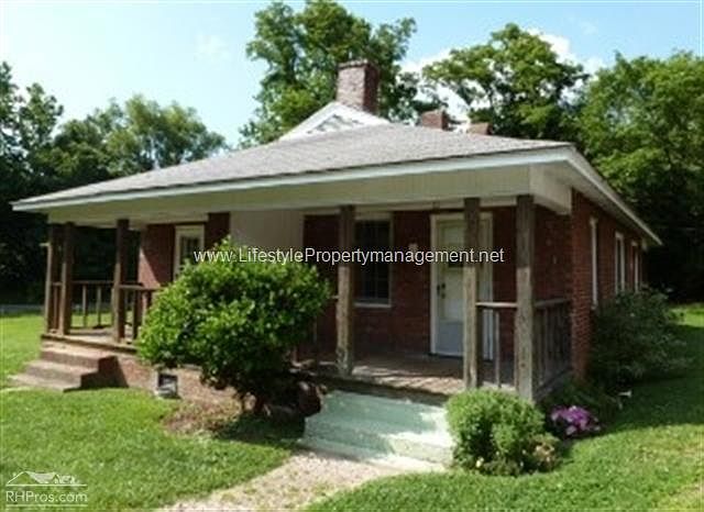 109 is the LEFT unit of this duplex.