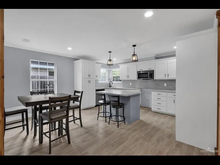 3505 W Notre Dame Dr — Photo 8