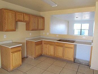 5th image of 11841 W Larkspur Dr