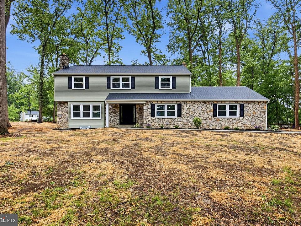 1st image of 578 Westwood Dr