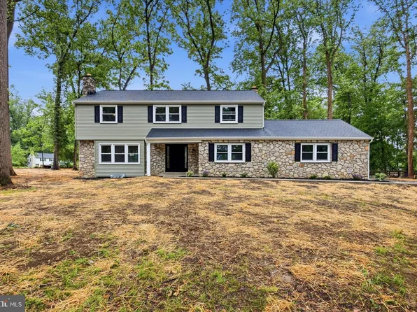 578 Westwood Dr, Downingtown, PA 19335