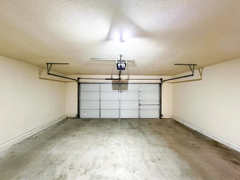 1505 High Chapparal Dr — Photo 28