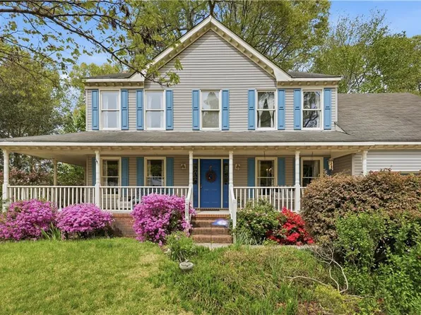 708 Marston Dr, Chesapeake, VA 23322
