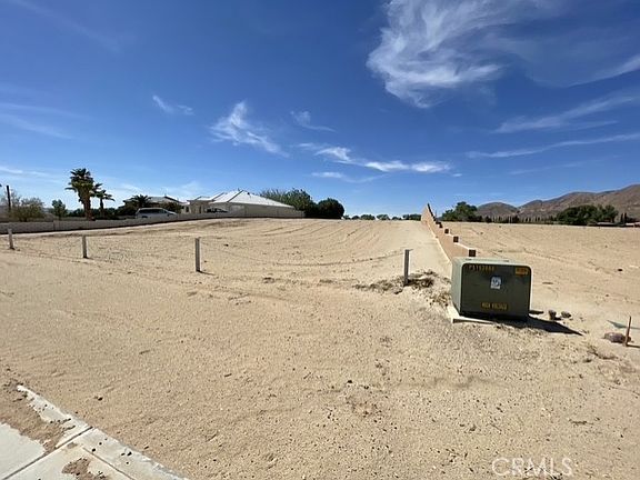 5th image of 39557 Mountain View Rd