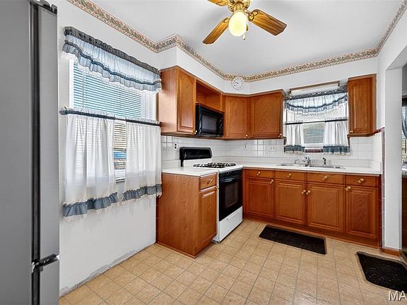 3rd image of 4509 Holly Hills Ave