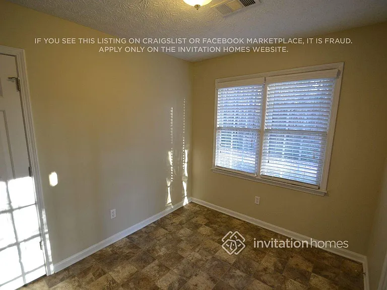 211 Johnstons Way — Photo 5