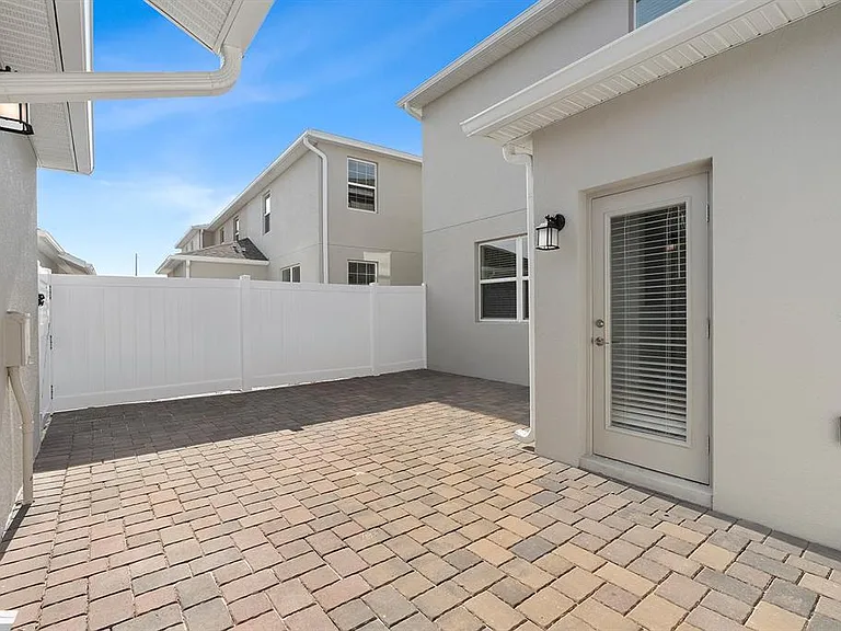3039 Ella Way — Photo 25