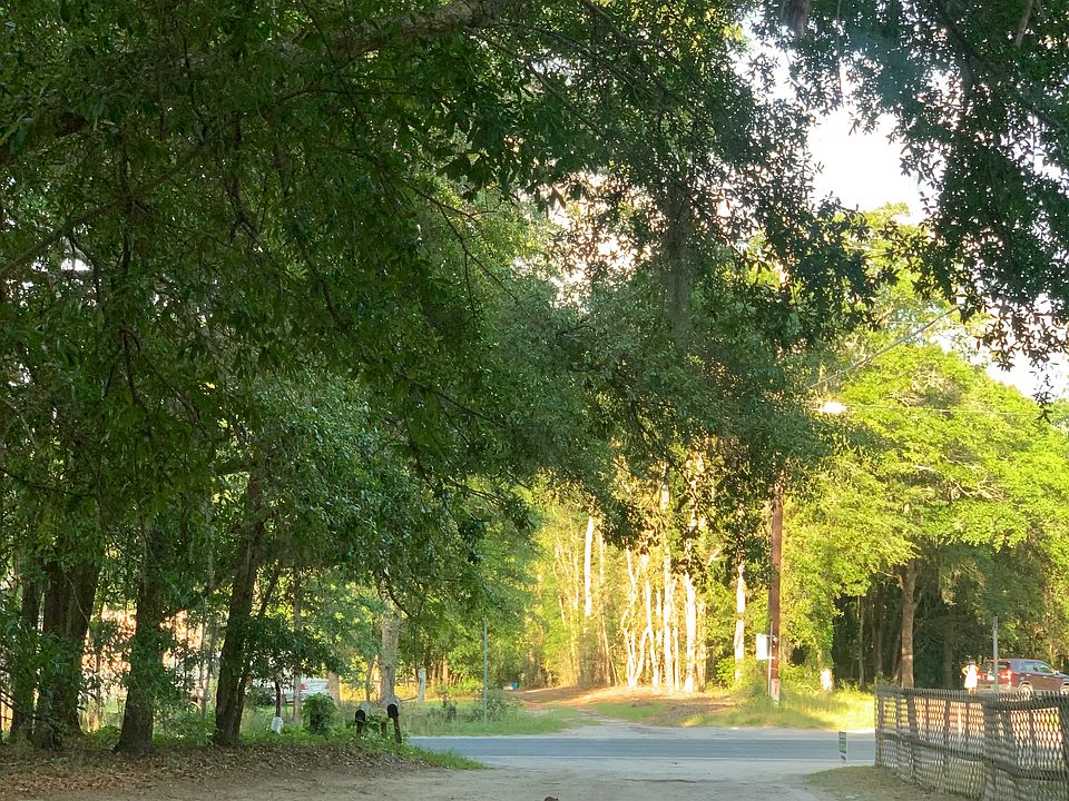 2nd image of Staffwood Rd