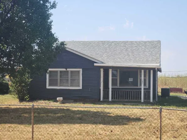 1211 S Rush Ave, Rush Springs, OK 73082