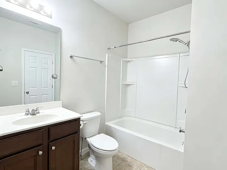 2440 Northmont Pkwy — Photo 19